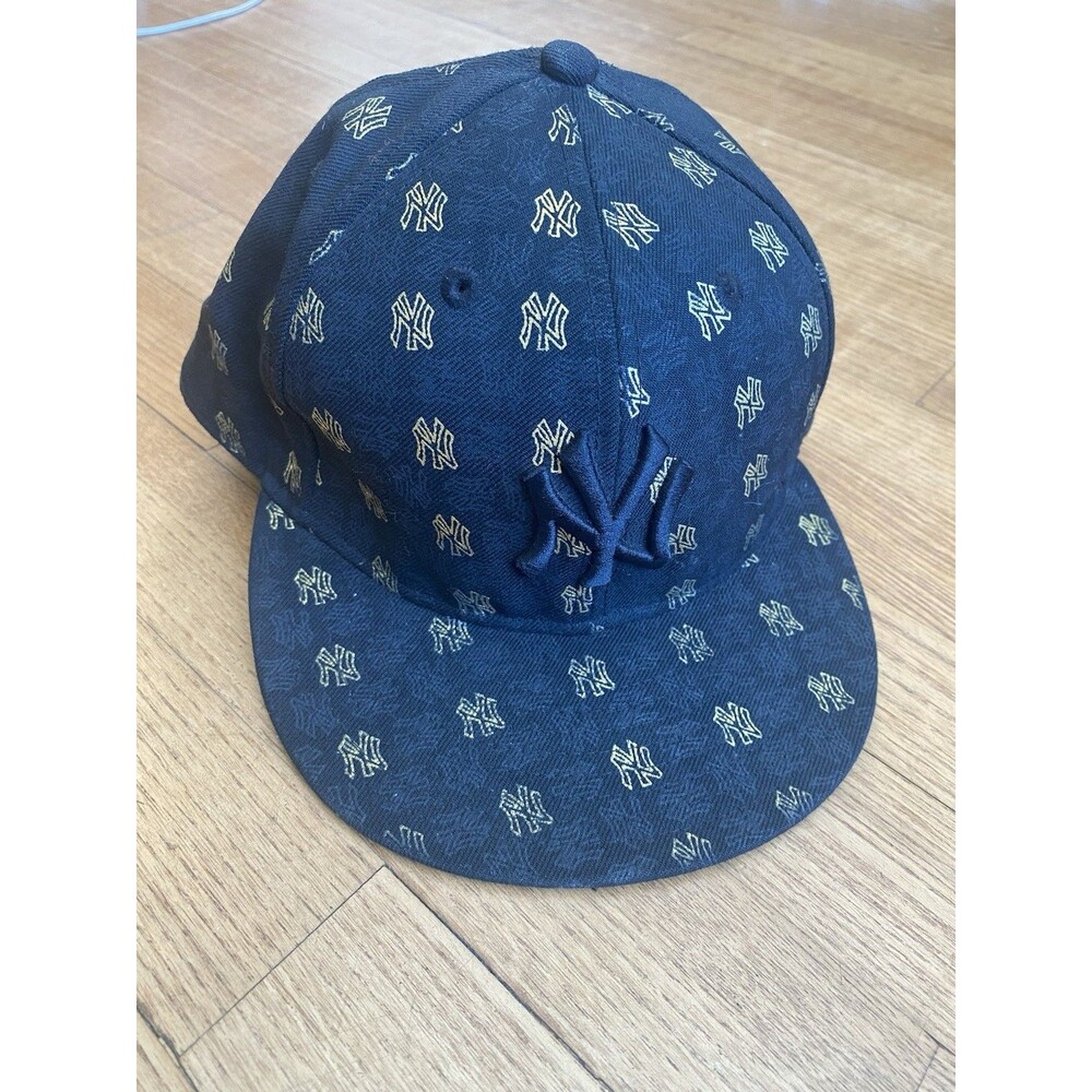 VTG NEW YORK YANKEES New Era 59FIFTY Black/Gold Pattern Fitted Hat (7 3/8) Rare